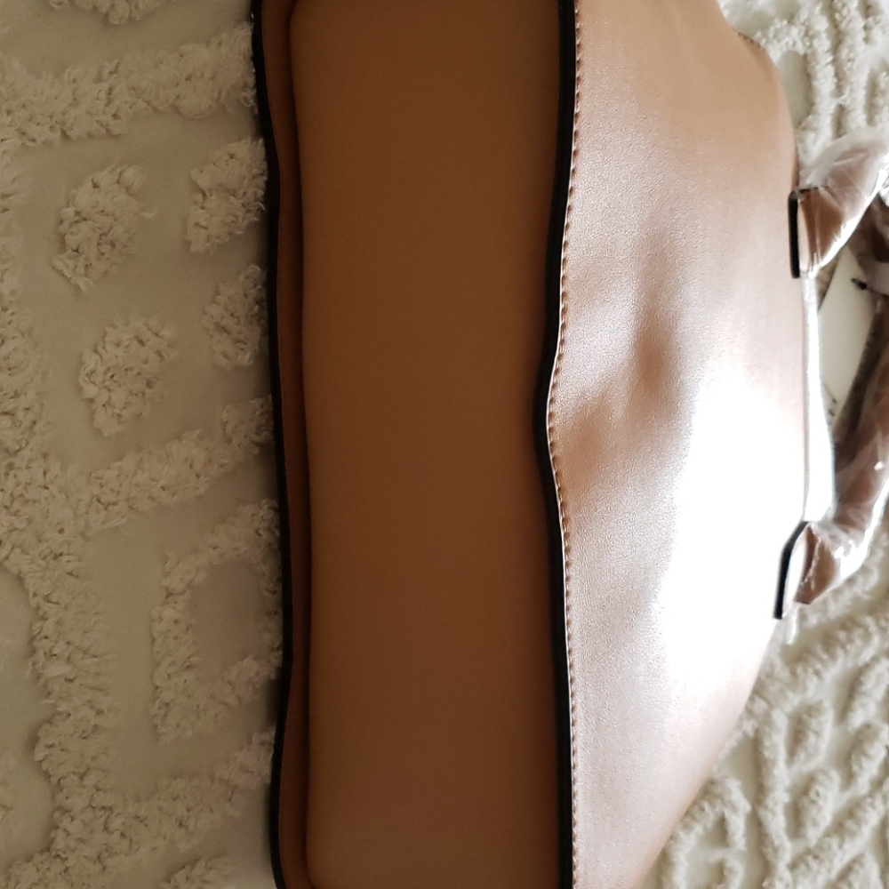 Handbag - Picture 5 of 6